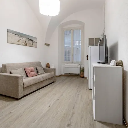 Apartment H11 M Old Town - Casino